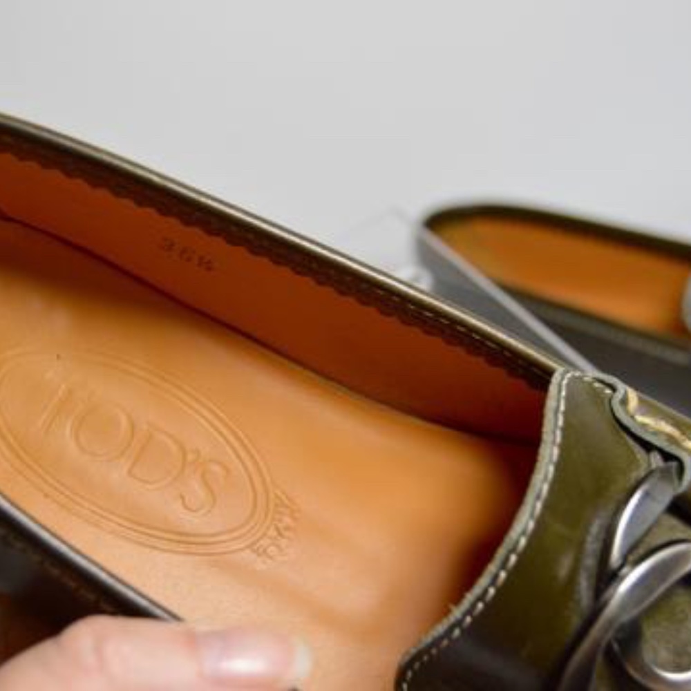 Olive Green Contrast Stitching Driving Flats Made in Italy 🇮🇹 - Picture 6 of 13